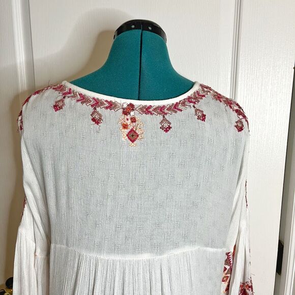Free People Arianna Embroidered Button V Neck Ruffle Hem Tunic Peasant Blouse - Picture 12 of 14